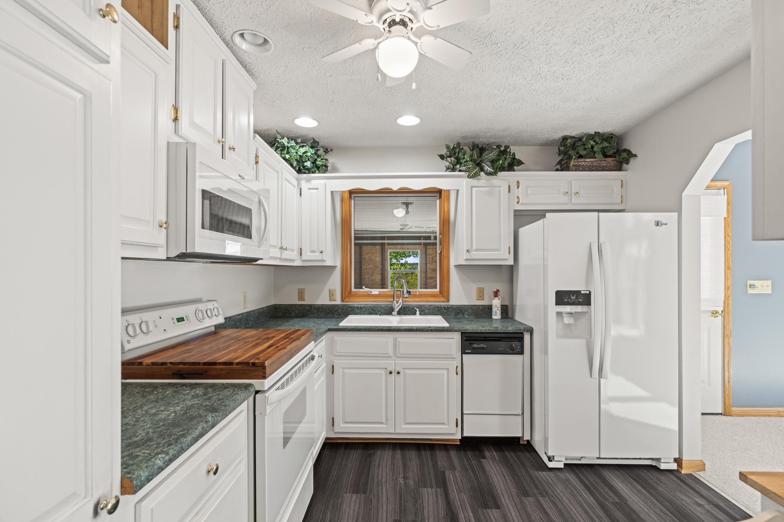 227 HUFFMAN LN, FAIRFIELD, Virginia 24435, 3 Bedrooms Bedrooms, ,2 BathroomsBathrooms,Residential,227 HUFFMAN LN,672172 MLS # 672172