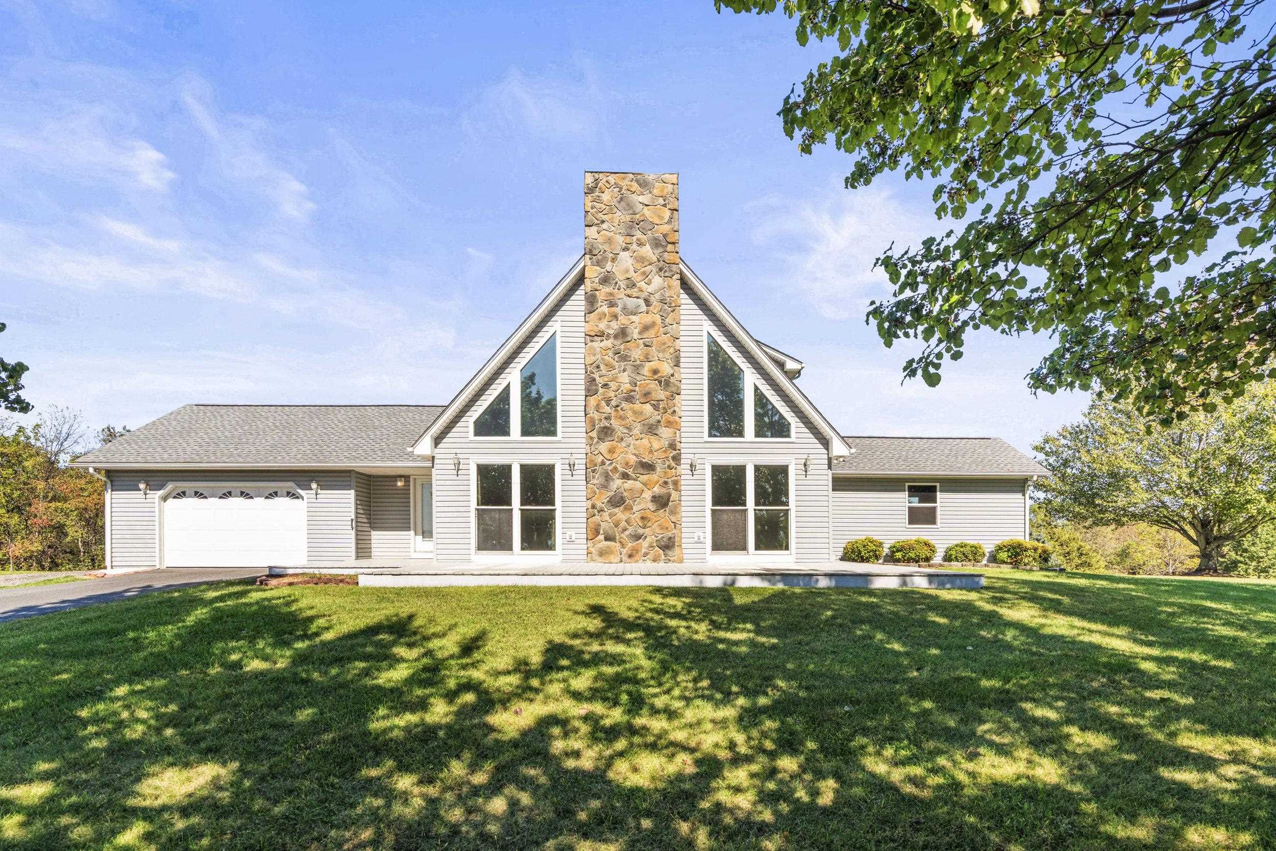 227 HUFFMAN LN, FAIRFIELD, Virginia 24435, 3 Bedrooms Bedrooms, ,2 BathroomsBathrooms,Residential,227 HUFFMAN LN,672172 MLS # 672172