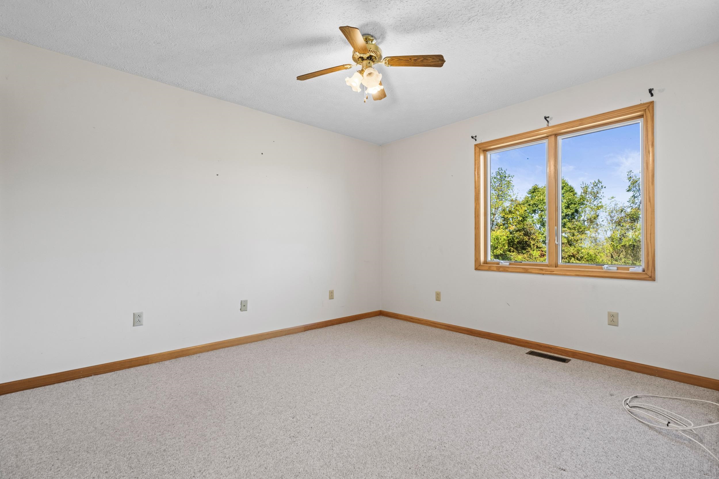 227 HUFFMAN LN, FAIRFIELD, Virginia 24435, 3 Bedrooms Bedrooms, ,2 BathroomsBathrooms,Residential,227 HUFFMAN LN,672172 MLS # 672172