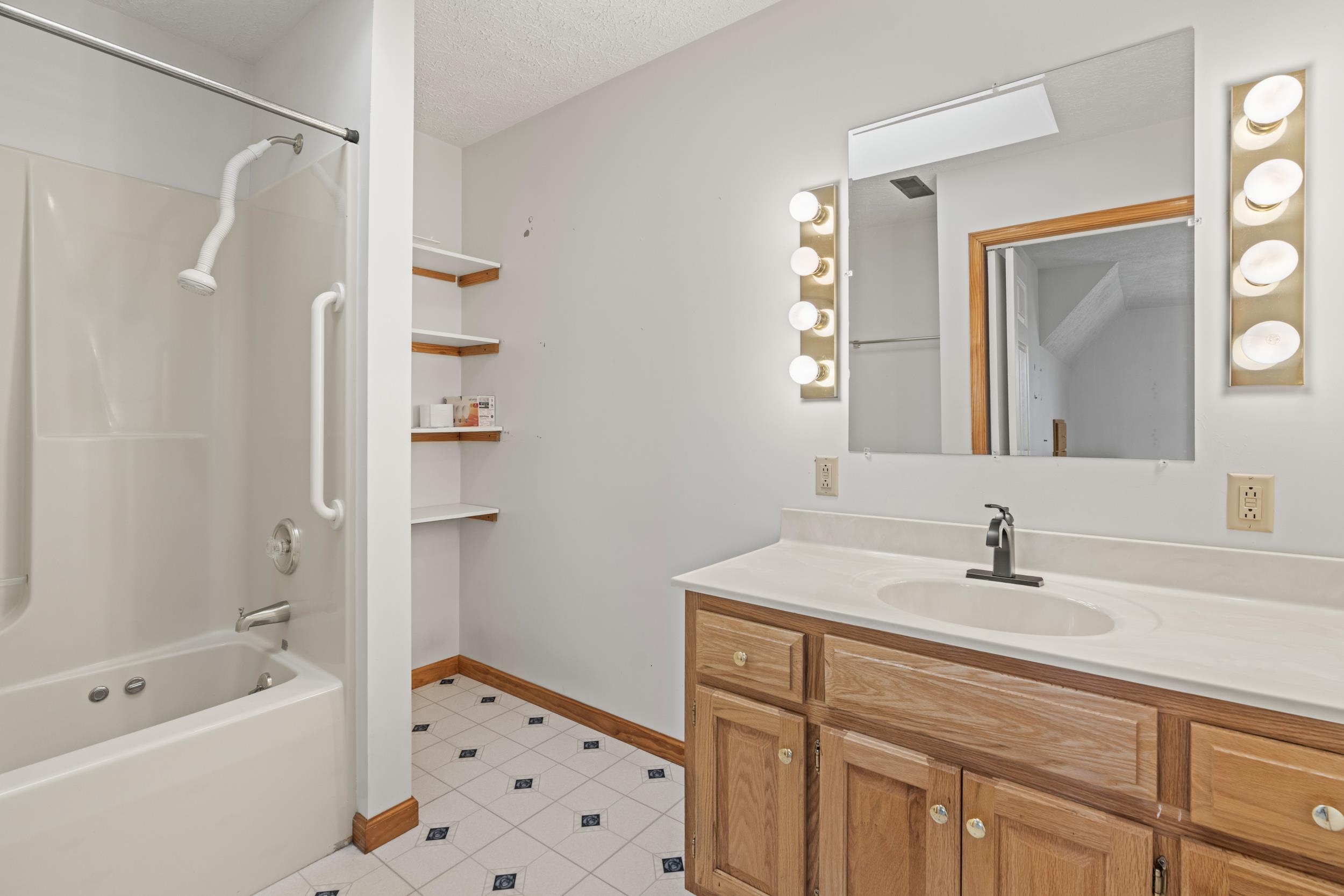 227 HUFFMAN LN, FAIRFIELD, Virginia 24435, 3 Bedrooms Bedrooms, ,2 BathroomsBathrooms,Residential,227 HUFFMAN LN,672172 MLS # 672172