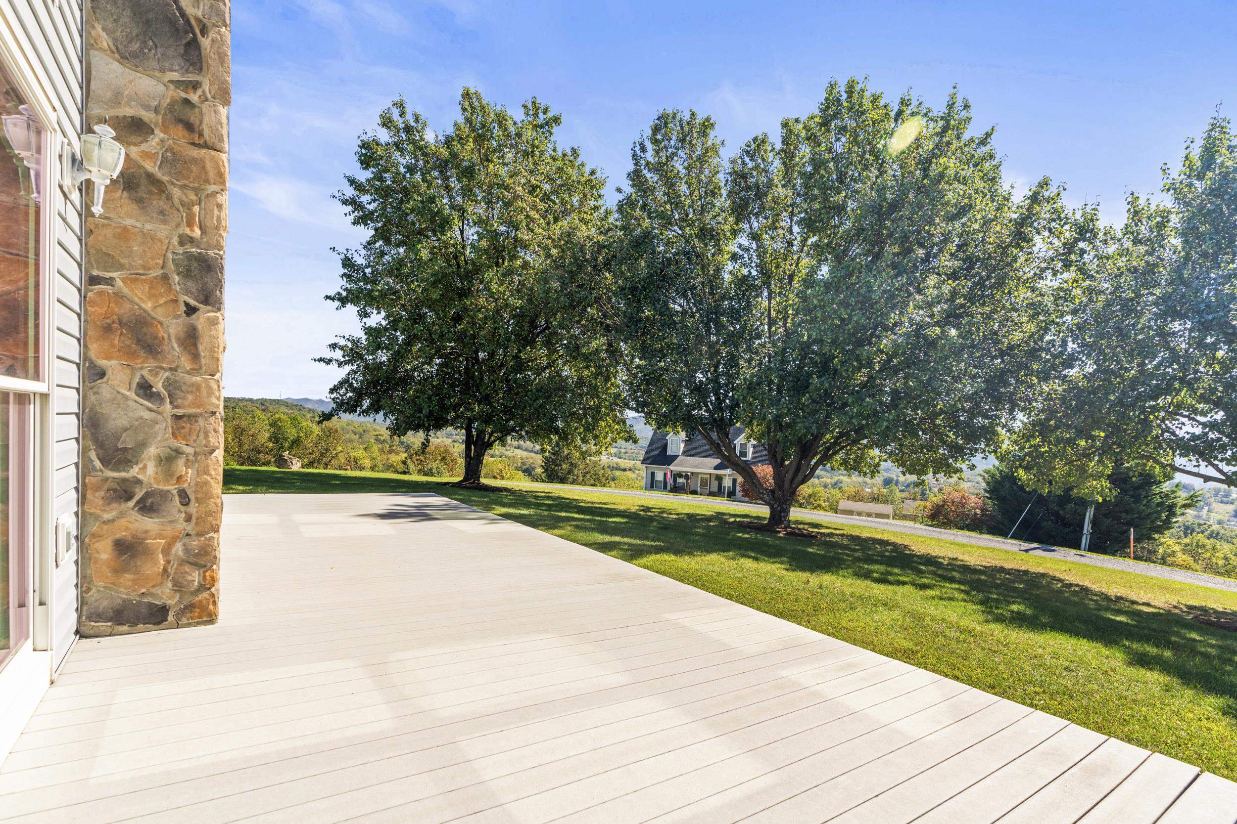 227 HUFFMAN LN, FAIRFIELD, Virginia 24435, 3 Bedrooms Bedrooms, ,2 BathroomsBathrooms,Residential,227 HUFFMAN LN,672172 MLS # 672172