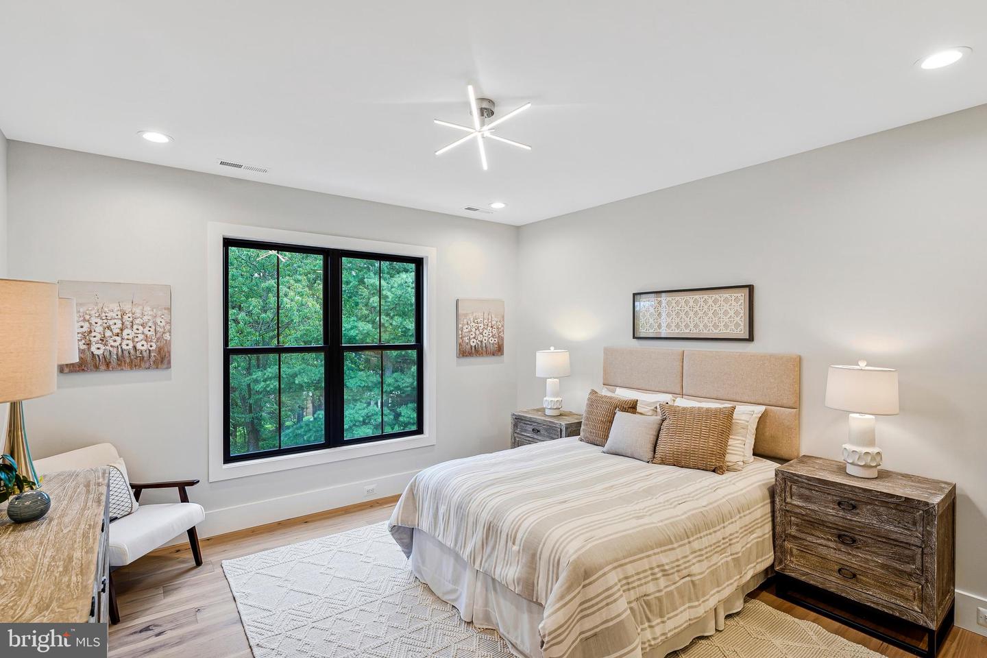 11410 WAPLES MILL RD, OAKTON, Virginia 22124, 5 Bedrooms Bedrooms, ,5 BathroomsBathrooms,Residential,For sale,11410 WAPLES MILL RD,VAFX2256968 MLS # VAFX2256968