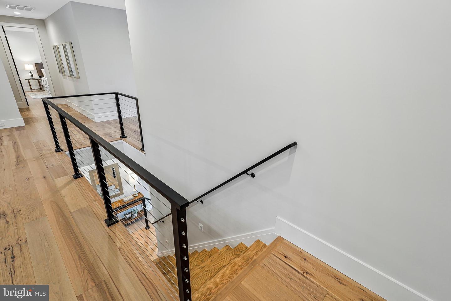 11410 WAPLES MILL RD, OAKTON, Virginia 22124, 5 Bedrooms Bedrooms, ,5 BathroomsBathrooms,Residential,For sale,11410 WAPLES MILL RD,VAFX2256968 MLS # VAFX2256968