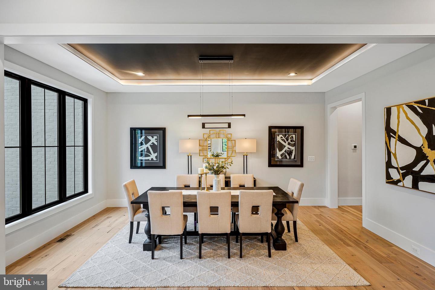 11410 WAPLES MILL RD, OAKTON, Virginia 22124, 5 Bedrooms Bedrooms, ,5 BathroomsBathrooms,Residential,For sale,11410 WAPLES MILL RD,VAFX2256968 MLS # VAFX2256968