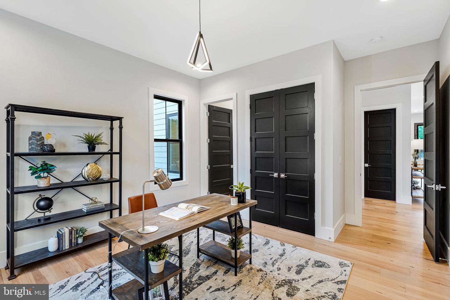 11410 WAPLES MILL RD, OAKTON, Virginia 22124, 5 Bedrooms Bedrooms, ,5 BathroomsBathrooms,Residential,For sale,11410 WAPLES MILL RD,VAFX2256968 MLS # VAFX2256968