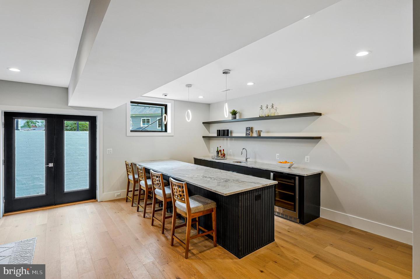 11410 WAPLES MILL RD, OAKTON, Virginia 22124, 5 Bedrooms Bedrooms, ,5 BathroomsBathrooms,Residential,For sale,11410 WAPLES MILL RD,VAFX2256968 MLS # VAFX2256968