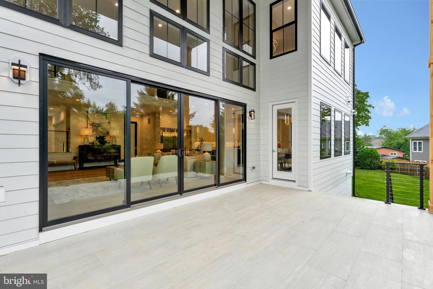 11410 WAPLES MILL RD, OAKTON, Virginia 22124, 5 Bedrooms Bedrooms, ,5 BathroomsBathrooms,Residential,For sale,11410 WAPLES MILL RD,VAFX2256968 MLS # VAFX2256968