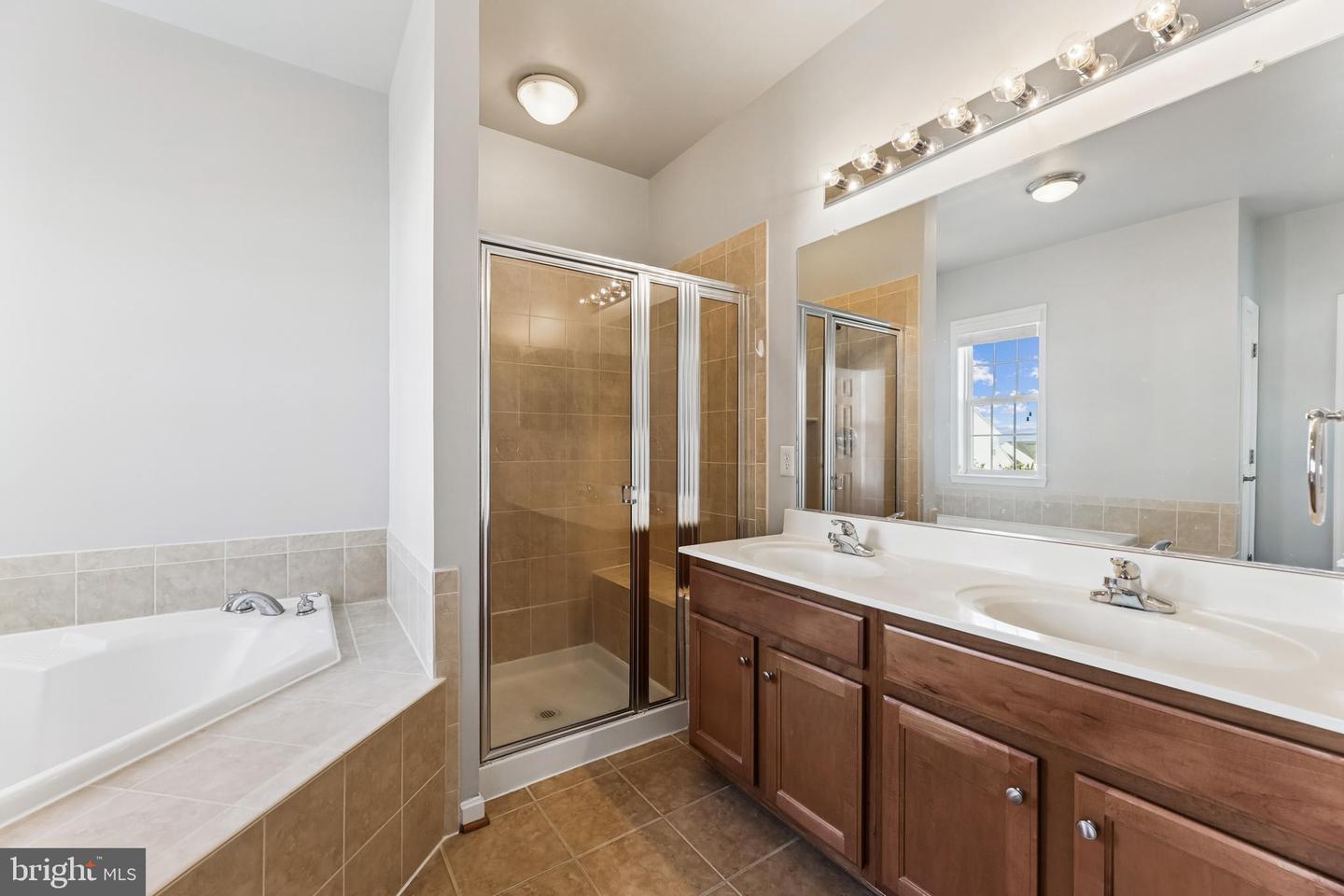 6821 HAMPTON BAY LN, GAINESVILLE, Virginia 20155, 3 Bedrooms Bedrooms, ,2 BathroomsBathrooms,Residential,For sale,6821 HAMPTON BAY LN,VAPW2102718 MLS # VAPW2102718 6821 HAMPTON BAY LN, GAINESVILLE, Virginia 20155, 3 Bedrooms Bedrooms, ,2 BathroomsBathrooms,Residential,For sale,6821 HAMPTON BAY LN,VAPW2102718 MLS # VAPW2102718