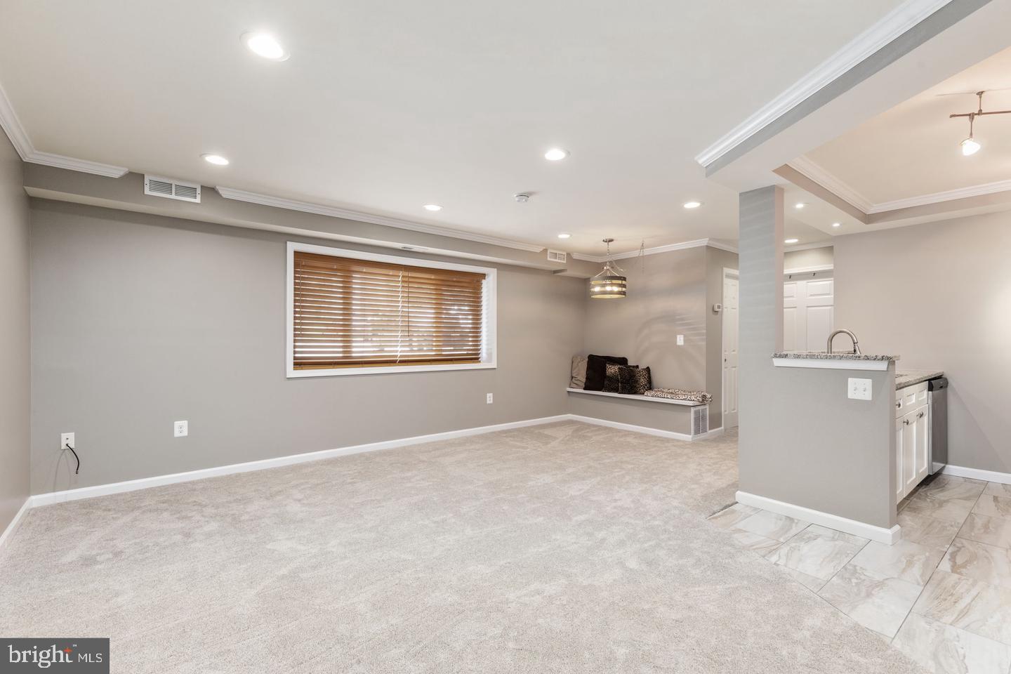 12650 DARA DR #101, WOODBRIDGE, Virginia 22192, 1 Bedroom Bedrooms, ,1 BathroomBathrooms,Residential,For sale,12650 DARA DR #101,VAPW2105330 MLS # VAPW2105330