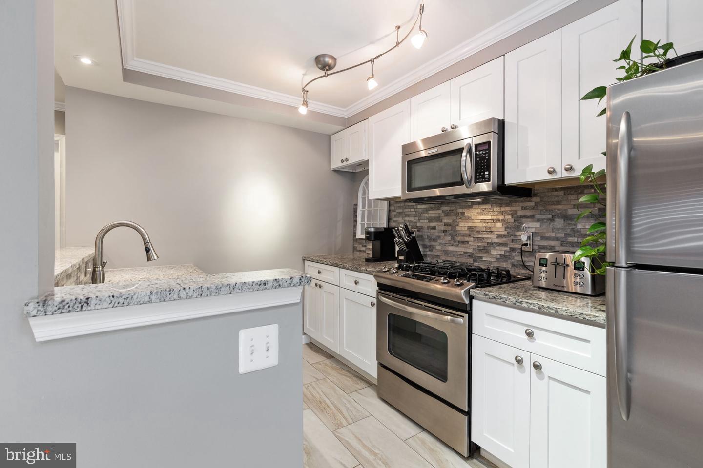 12650 DARA DR #101, WOODBRIDGE, Virginia 22192, 1 Bedroom Bedrooms, ,1 BathroomBathrooms,Residential,For sale,12650 DARA DR #101,VAPW2105330 MLS # VAPW2105330