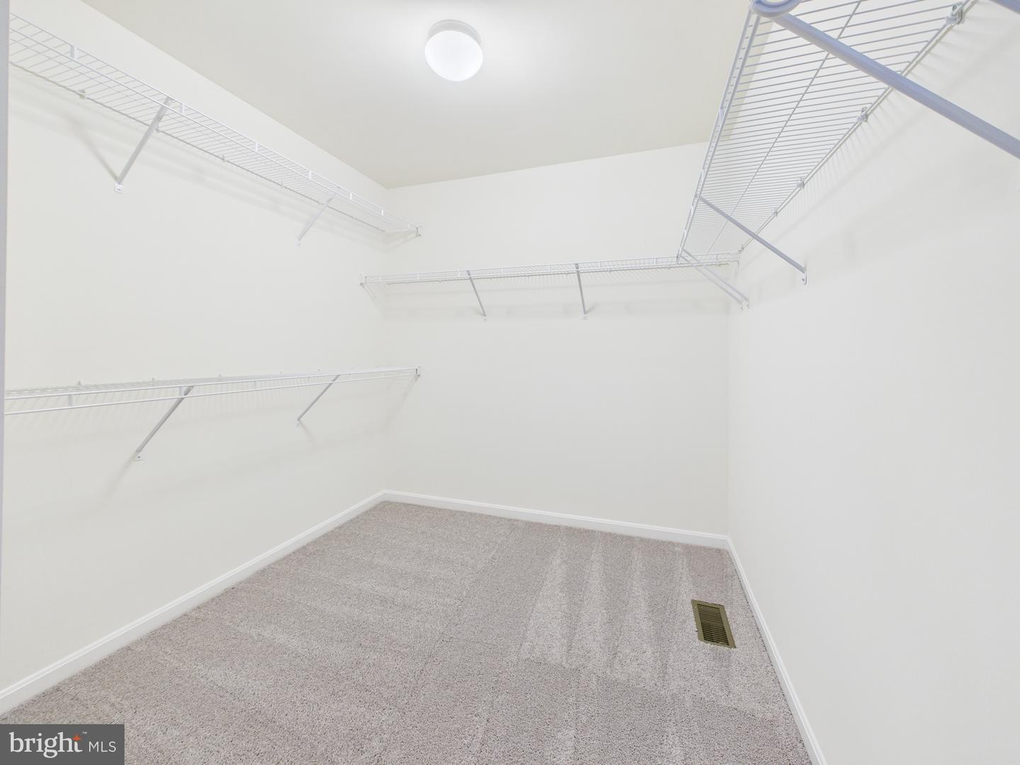 18213 JILLIAN LN, TRIANGLE, Virginia 22172, 5 Bedrooms Bedrooms, 9 Rooms Rooms,3 BathroomsBathrooms,Residential,For sale,18213 JILLIAN LN,VAPW2107012 MLS # VAPW2107012 18213 JILLIAN LN, TRIANGLE, Virginia 22172, 5 Bedrooms Bedrooms, 9 Rooms Rooms,3 BathroomsBathrooms,Residential,For sale,18213 JILLIAN LN,VAPW2107012 MLS # VAPW2107012