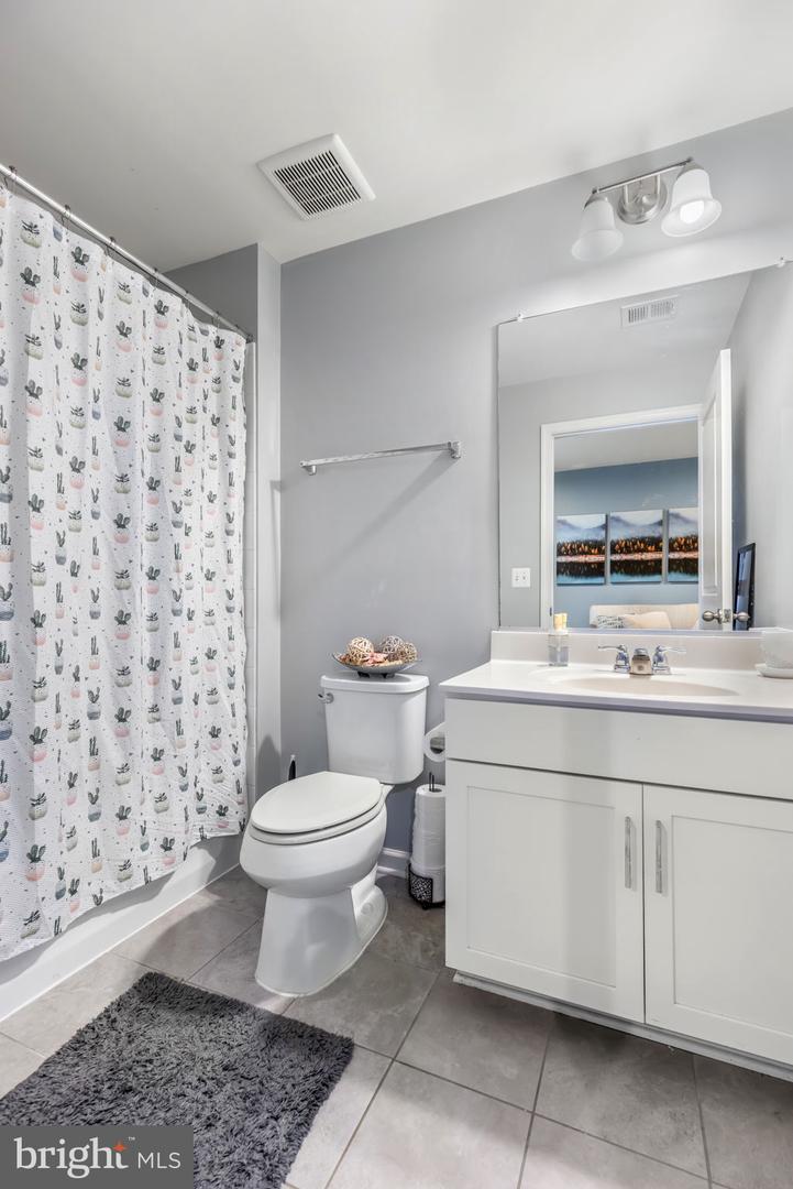 1592 DOROTHY LN, WOODBRIDGE, Virginia 22191, 4 Bedrooms Bedrooms, ,3 BathroomsBathrooms,Residential,For sale,1592 DOROTHY LN,VAPW2108030 MLS # VAPW2108030