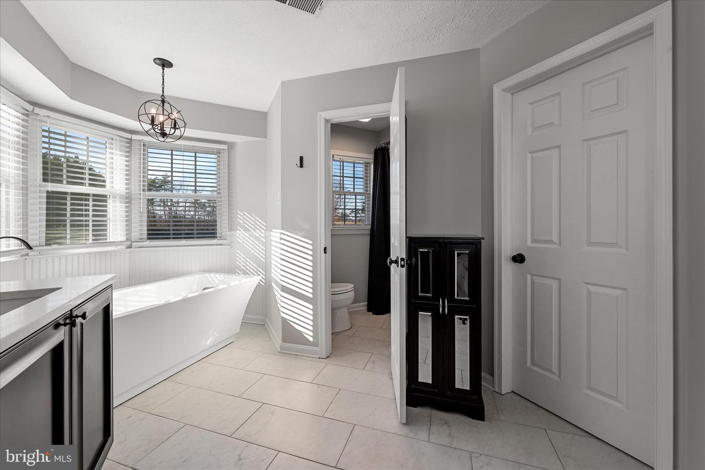 136 ROSE HILL LN, BERRYVILLE, Virginia 22611, 4 Bedrooms Bedrooms, ,3 BathroomsBathrooms,Residential,For sale,136 ROSE HILL LN,VACL2006250 MLS # VACL2006250