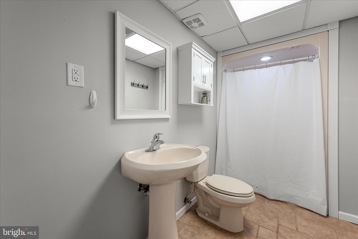 136 ROSE HILL LN, BERRYVILLE, Virginia 22611, 4 Bedrooms Bedrooms, ,3 BathroomsBathrooms,Residential,For sale,136 ROSE HILL LN,VACL2006250 MLS # VACL2006250