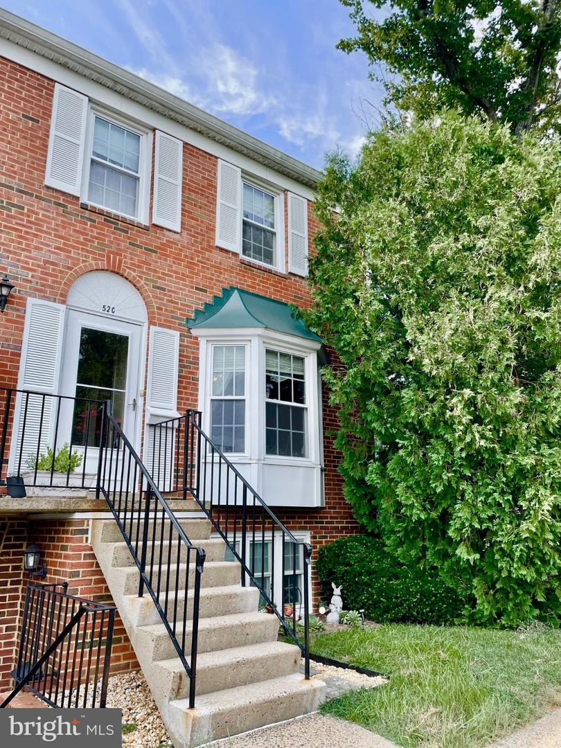 52C LEEDS CT, WARRENTON, Virginia 20186, 3 Bedrooms Bedrooms, 9 Rooms Rooms,2 BathroomsBathrooms,Residential,For sale,52C LEEDS CT,VAFQ2019796 MLS # VAFQ2019796