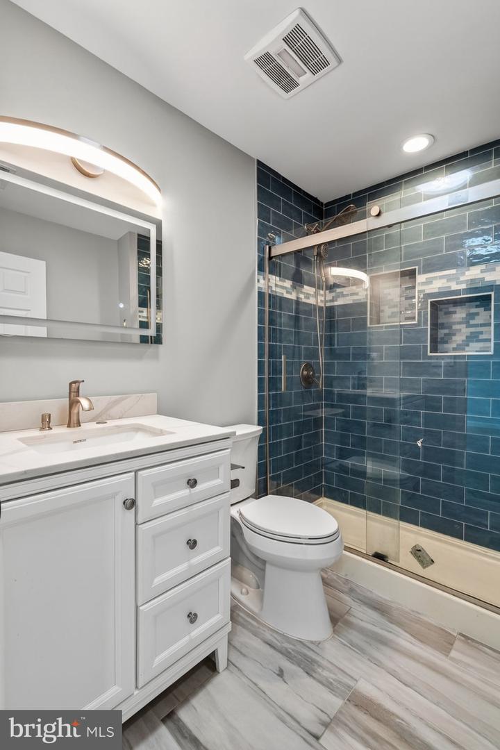 13142 NEW PARKLAND DR, HERNDON, Virginia 20171, 5 Bedrooms Bedrooms, 20 Rooms Rooms,6 BathroomsBathrooms,Residential,For sale,13142 NEW PARKLAND DR,VAFX2281088 MLS # VAFX2281088 13142 NEW PARKLAND DR, HERNDON, Virginia 20171, 5 Bedrooms Bedrooms, 20 Rooms Rooms,6 BathroomsBathrooms,Residential,For sale,13142 NEW PARKLAND DR,VAFX2281088 MLS # VAFX2281088