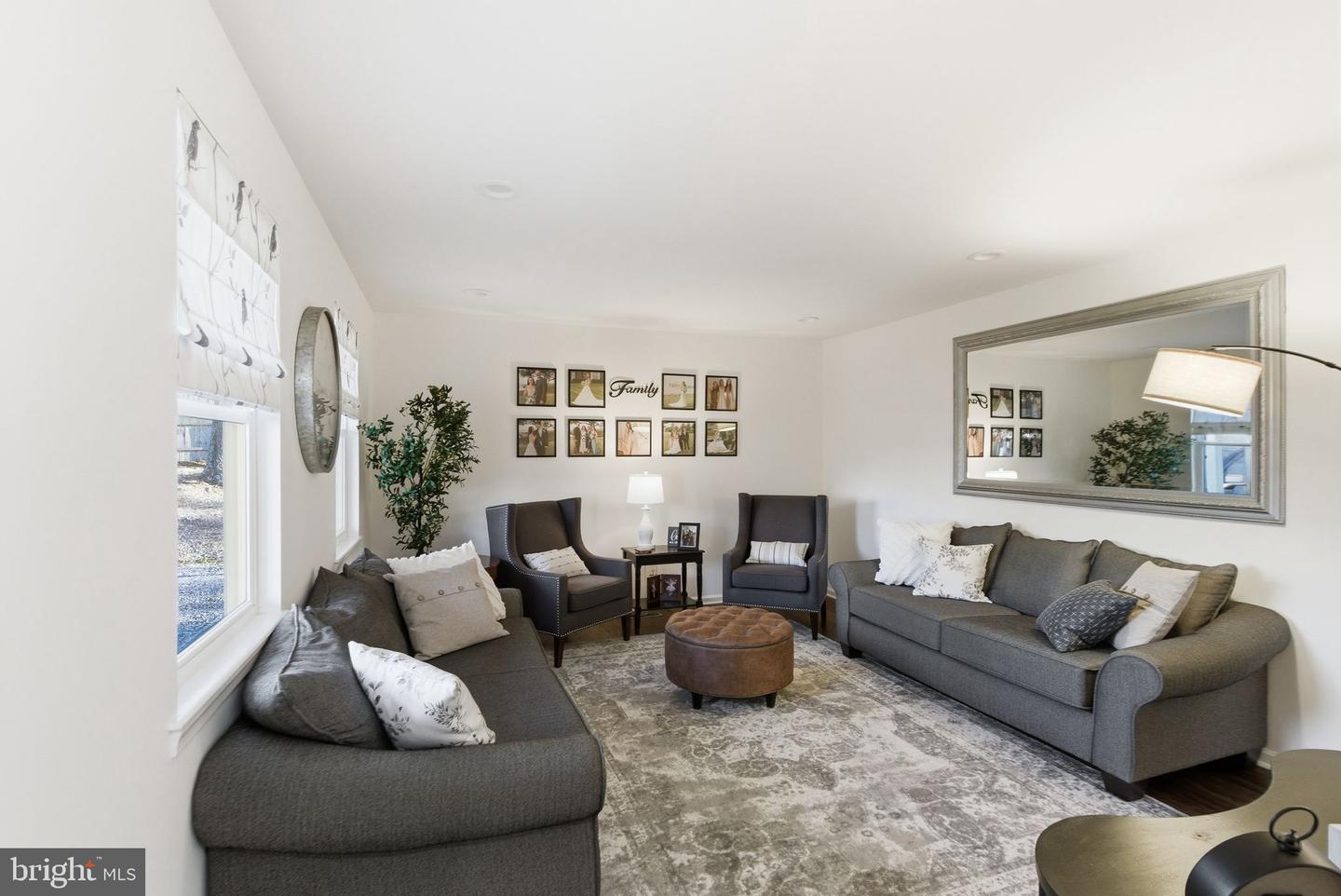 4460 SCOTTS RD, MARSHALL, Virginia 20115, 4 Bedrooms Bedrooms, 9 Rooms Rooms,4 BathroomsBathrooms,Residential,For sale,4460 SCOTTS RD,VAFQ2019808 MLS # VAFQ2019808