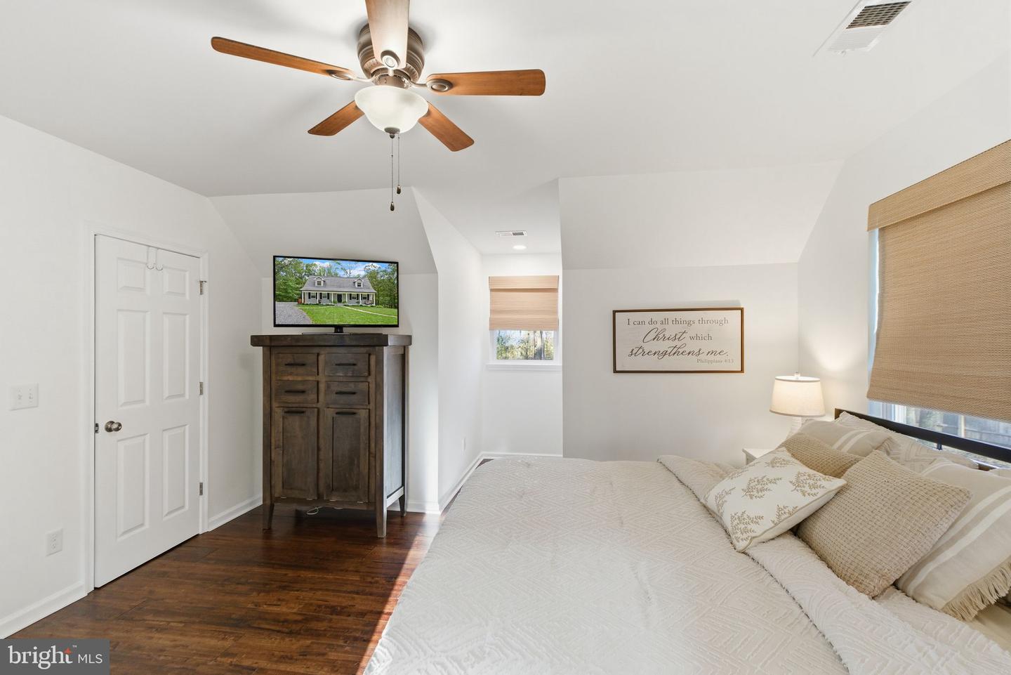 4460 SCOTTS RD, MARSHALL, Virginia 20115, 4 Bedrooms Bedrooms, 9 Rooms Rooms,4 BathroomsBathrooms,Residential,For sale,4460 SCOTTS RD,VAFQ2019808 MLS # VAFQ2019808