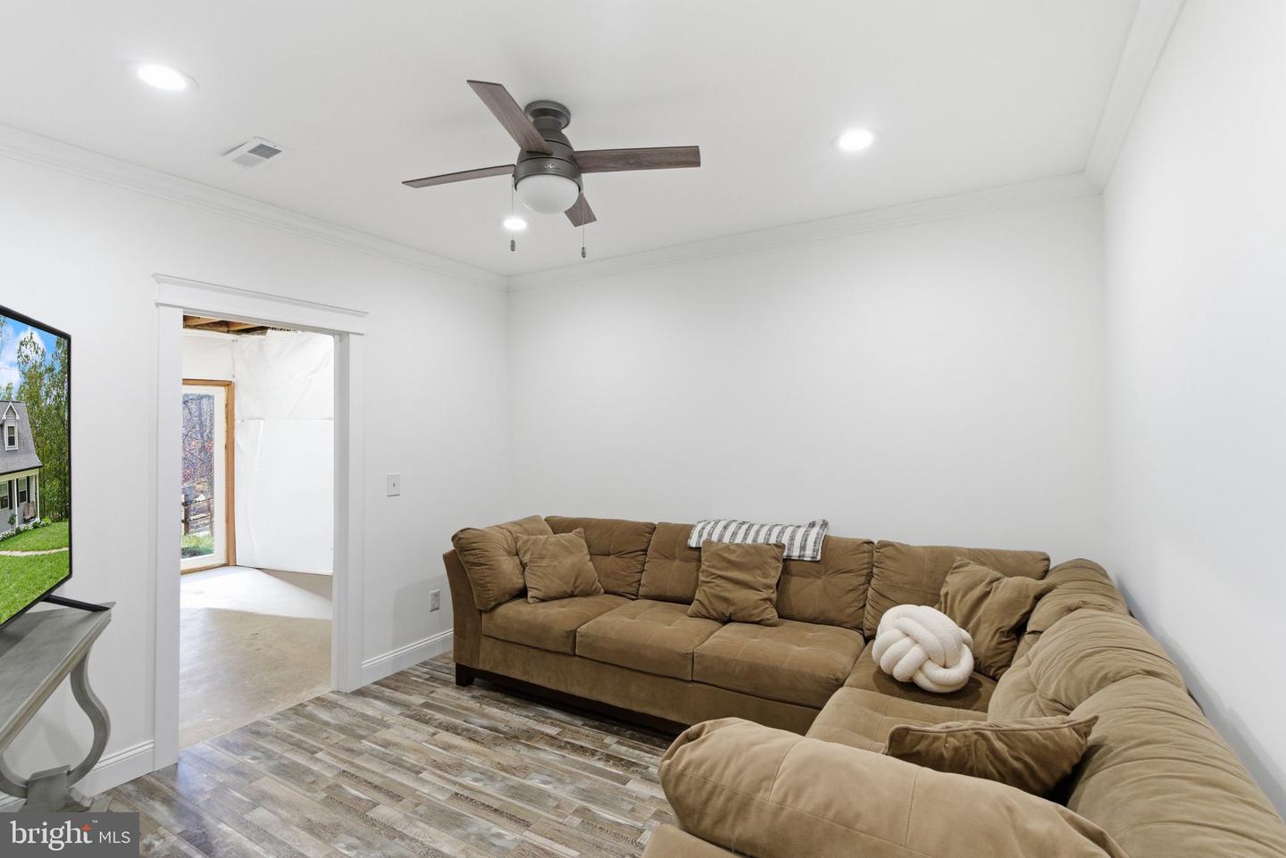 4460 SCOTTS RD, MARSHALL, Virginia 20115, 4 Bedrooms Bedrooms, 9 Rooms Rooms,4 BathroomsBathrooms,Residential,For sale,4460 SCOTTS RD,VAFQ2019808 MLS # VAFQ2019808