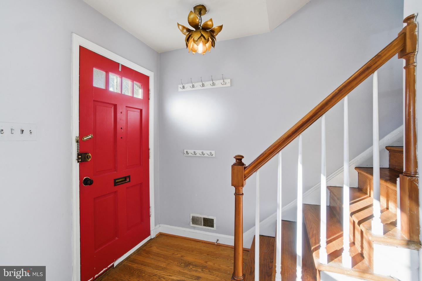 5331 42ND PL NW, WASHINGTON, District Of Columbia 20015, 3 Bedrooms Bedrooms, ,1 BathroomBathrooms,Residential,For sale,5331 42ND PL NW,DCDC2235260 MLS # DCDC2235260