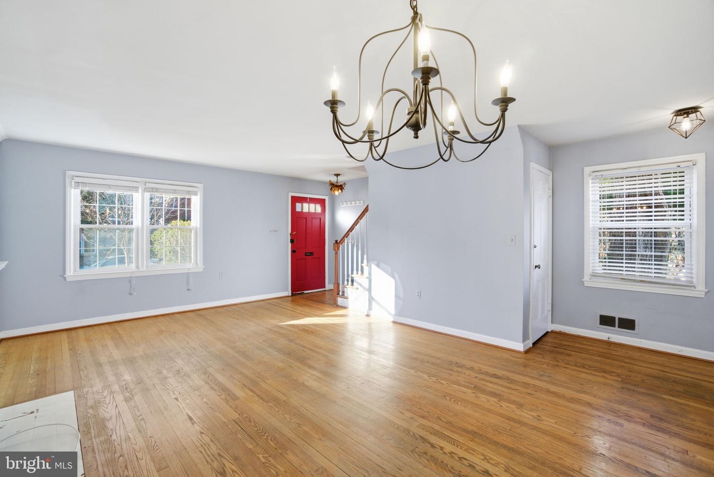 5331 42ND PL NW, WASHINGTON, District Of Columbia 20015, 3 Bedrooms Bedrooms, ,1 BathroomBathrooms,Residential,For sale,5331 42ND PL NW,DCDC2235260 MLS # DCDC2235260