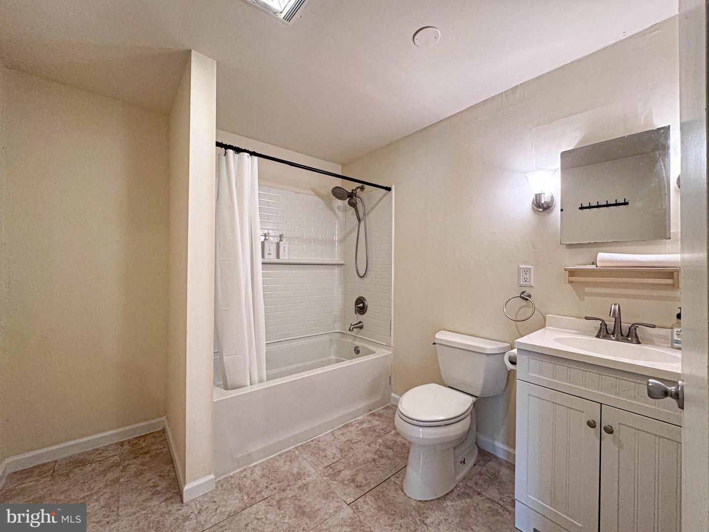 155 BALSAM LN, BLUEMONT, Virginia 20135, 3 Bedrooms Bedrooms, ,2 BathroomsBathrooms,Residential,For sale,155 BALSAM LN,VACL2006284 MLS # VACL2006284