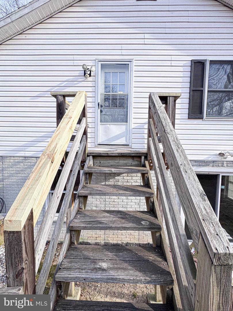 155 BALSAM LN, BLUEMONT, Virginia 20135, 3 Bedrooms Bedrooms, ,2 BathroomsBathrooms,Residential,For sale,155 BALSAM LN,VACL2006284 MLS # VACL2006284