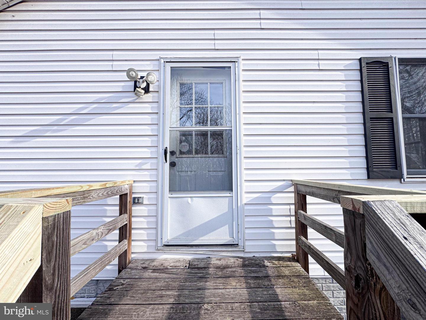 155 BALSAM LN, BLUEMONT, Virginia 20135, 3 Bedrooms Bedrooms, ,2 BathroomsBathrooms,Residential,For sale,155 BALSAM LN,VACL2006284 MLS # VACL2006284