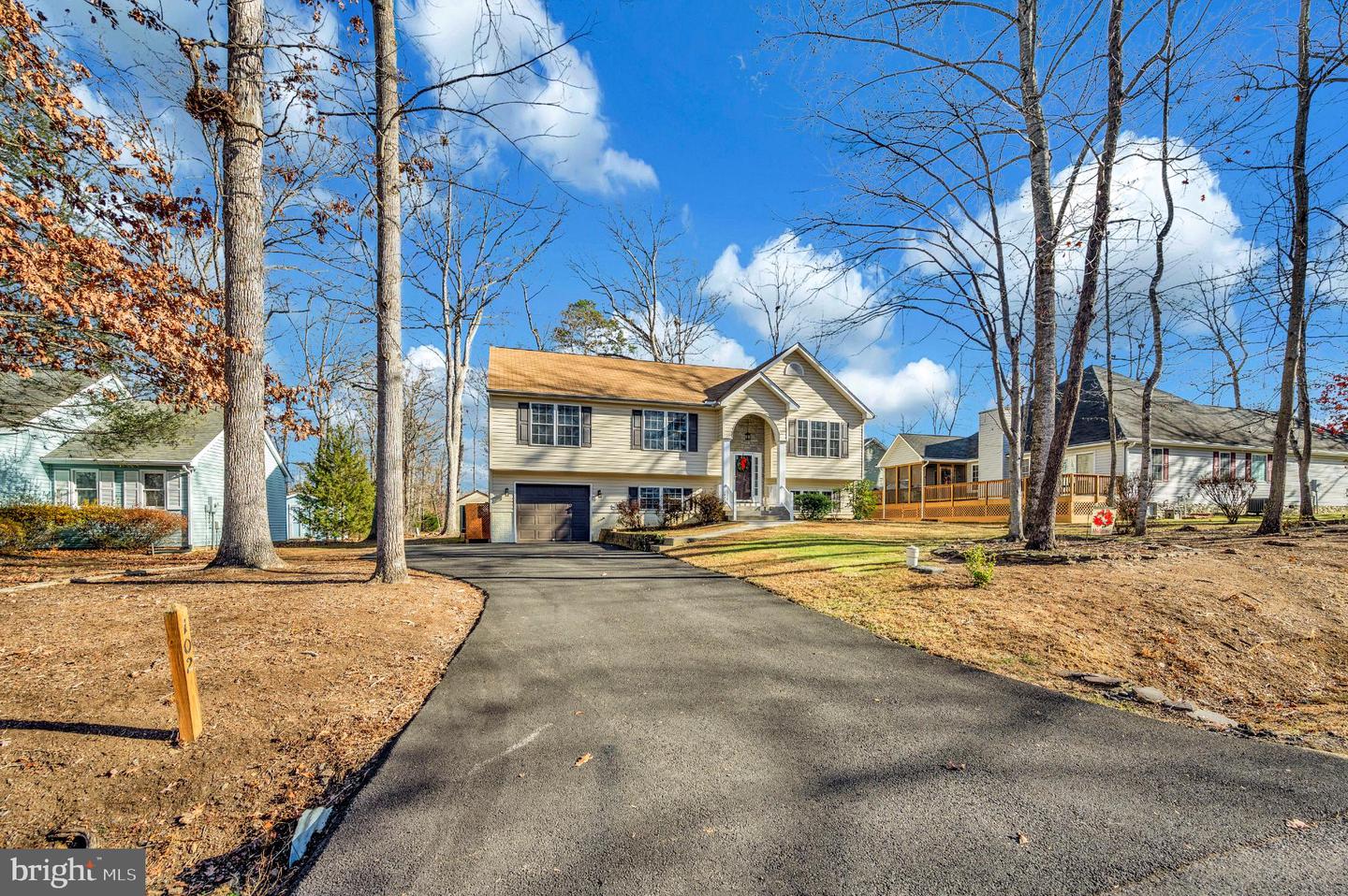 102 SEVEN PINES DR, LOCUST GROVE, Virginia 22508, 5 Bedrooms Bedrooms, 8 Rooms Rooms,3 BathroomsBathrooms,Residential,For sale,102 SEVEN PINES DR,VAOR2012956 MLS # VAOR2012956