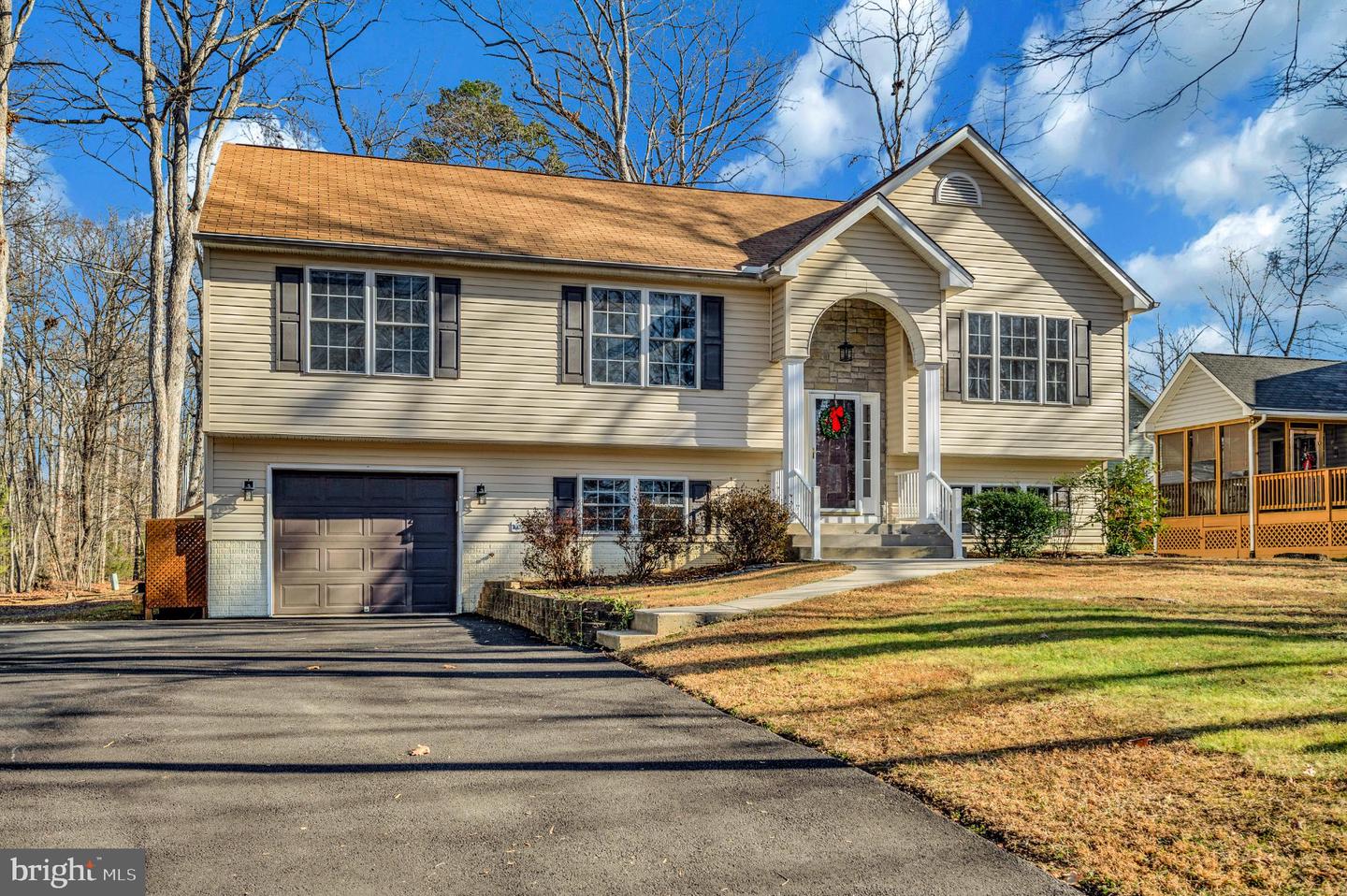 102 SEVEN PINES DR, LOCUST GROVE, Virginia 22508, 5 Bedrooms Bedrooms, 8 Rooms Rooms,3 BathroomsBathrooms,Residential,For sale,102 SEVEN PINES DR,VAOR2012956 MLS # VAOR2012956