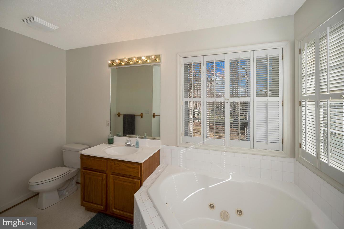 102 SEVEN PINES DR, LOCUST GROVE, Virginia 22508, 5 Bedrooms Bedrooms, 8 Rooms Rooms,3 BathroomsBathrooms,Residential,For sale,102 SEVEN PINES DR,VAOR2012956 MLS # VAOR2012956