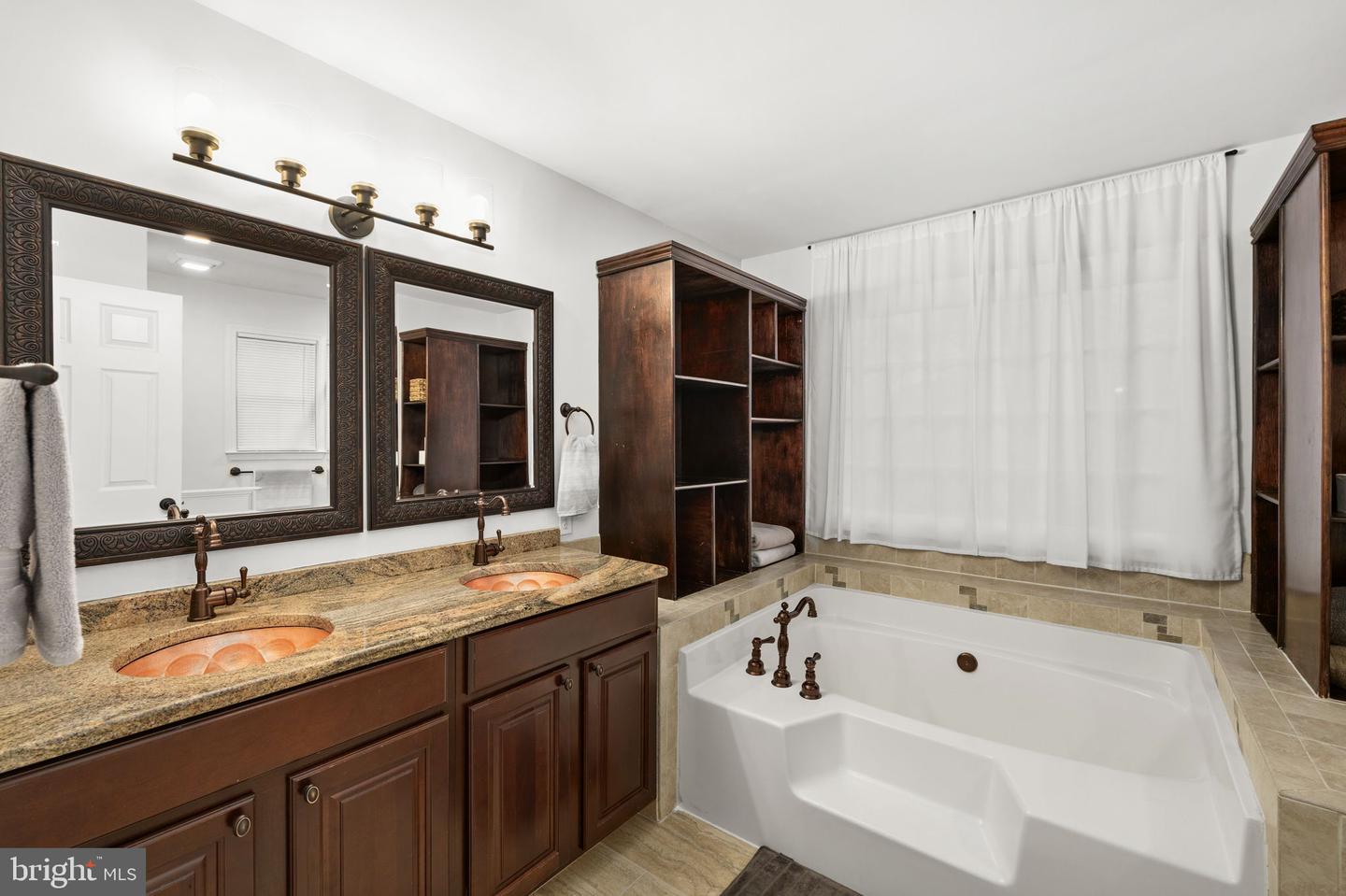 41 BALDWIN DR, FREDERICKSBURG, Virginia 22406, 5 Bedrooms Bedrooms, ,3 BathroomsBathrooms,Residential,For sale,41 BALDWIN DR,VAST2044708 MLS # VAST2044708