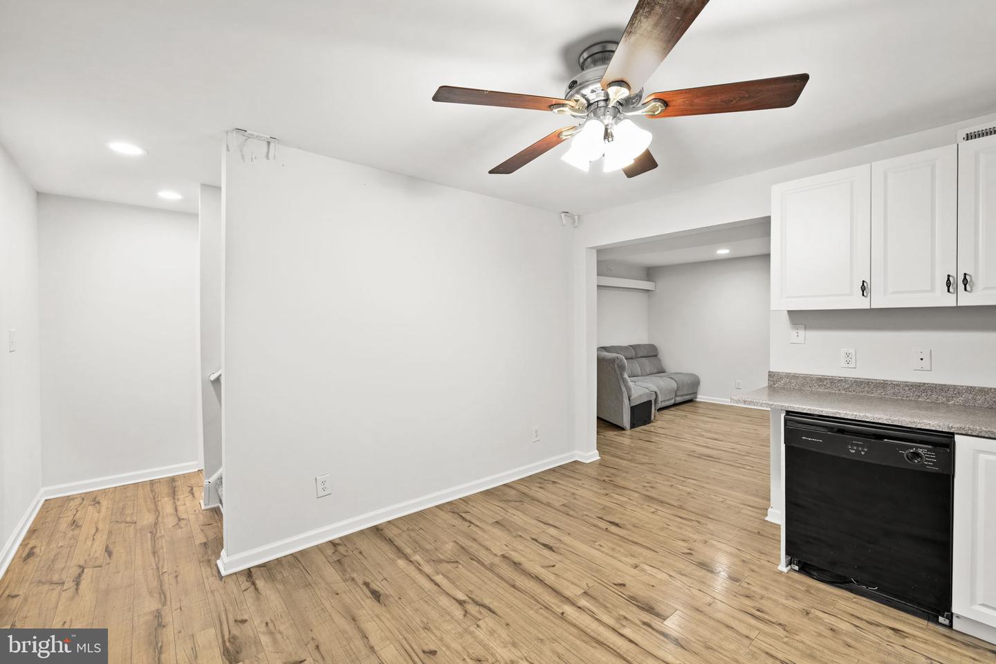 41 BALDWIN DR, FREDERICKSBURG, Virginia 22406, 5 Bedrooms Bedrooms, ,3 BathroomsBathrooms,Residential,For sale,41 BALDWIN DR,VAST2044708 MLS # VAST2044708