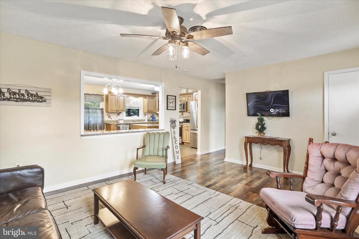 104 LINWOOD CT, STEPHENS CITY, Virginia 22655, 3 Bedrooms Bedrooms, 9 Rooms Rooms,2 BathroomsBathrooms,Residential,For sale,104 LINWOOD CT,VAFV2038602 MLS # VAFV2038602 104 LINWOOD CT, STEPHENS CITY, Virginia 22655, 3 Bedrooms Bedrooms, 9 Rooms Rooms,2 BathroomsBathrooms,Residential,For sale,104 LINWOOD CT,VAFV2038602 MLS # VAFV2038602