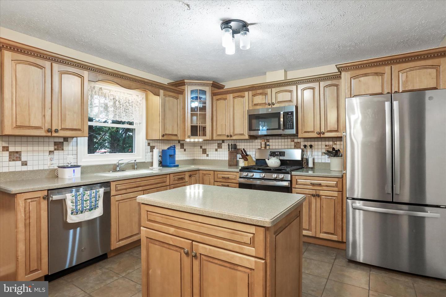 104 LINWOOD CT, STEPHENS CITY, Virginia 22655, 3 Bedrooms Bedrooms, 9 Rooms Rooms,2 BathroomsBathrooms,Residential,For sale,104 LINWOOD CT,VAFV2038602 MLS # VAFV2038602 104 LINWOOD CT, STEPHENS CITY, Virginia 22655, 3 Bedrooms Bedrooms, 9 Rooms Rooms,2 BathroomsBathrooms,Residential,For sale,104 LINWOOD CT,VAFV2038602 MLS # VAFV2038602