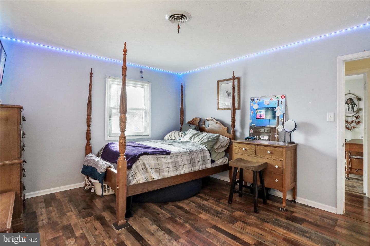 104 LINWOOD CT, STEPHENS CITY, Virginia 22655, 3 Bedrooms Bedrooms, 9 Rooms Rooms,2 BathroomsBathrooms,Residential,For sale,104 LINWOOD CT,VAFV2038602 MLS # VAFV2038602 104 LINWOOD CT, STEPHENS CITY, Virginia 22655, 3 Bedrooms Bedrooms, 9 Rooms Rooms,2 BathroomsBathrooms,Residential,For sale,104 LINWOOD CT,VAFV2038602 MLS # VAFV2038602