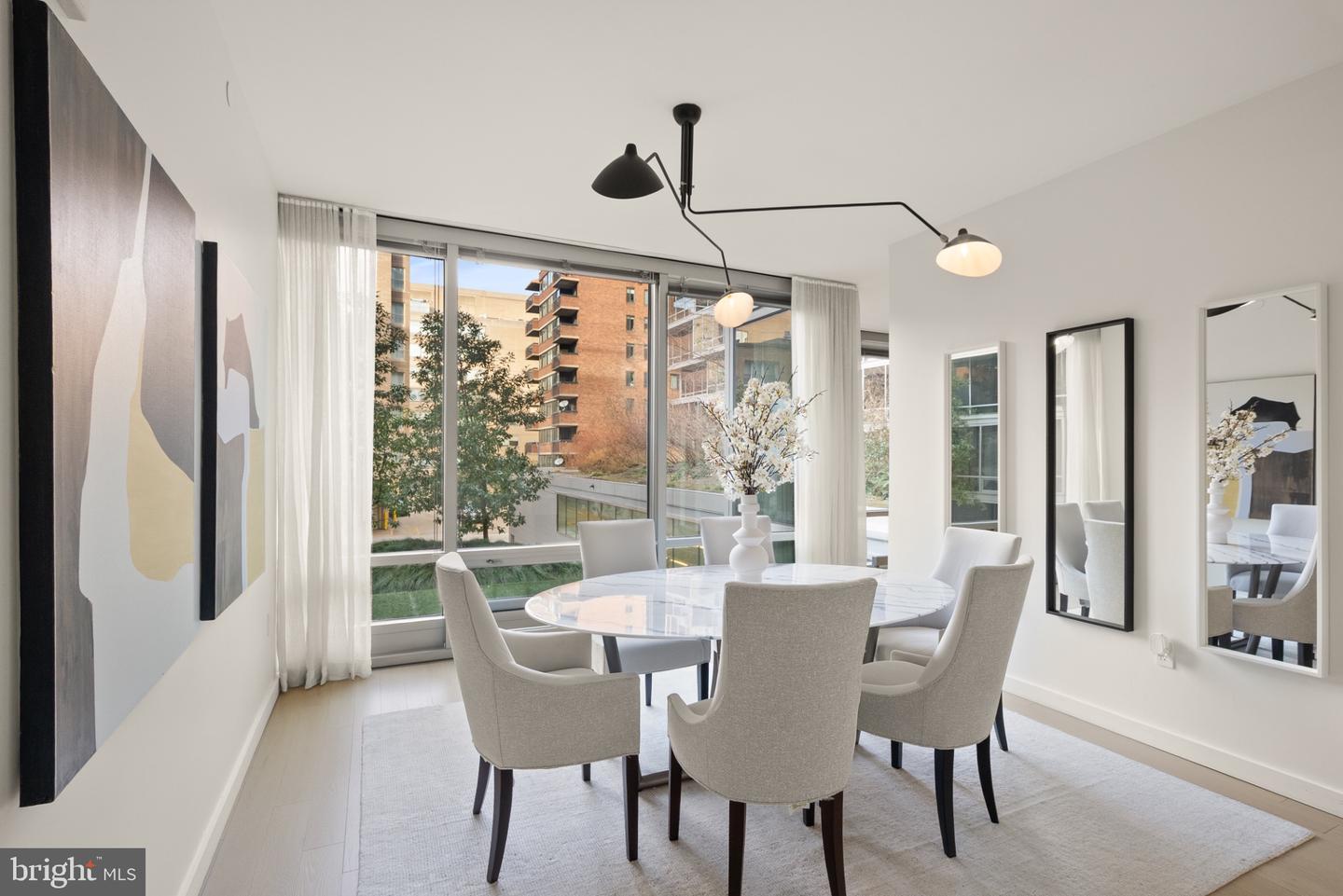 1111 24TH ST NW #27, WASHINGTON, District Of Columbia 20037, 2 Bedrooms Bedrooms, 4 Rooms Rooms,2 BathroomsBathrooms,Residential,For sale,1111 24TH ST NW #27,DCDC2238934 MLS # DCDC2238934