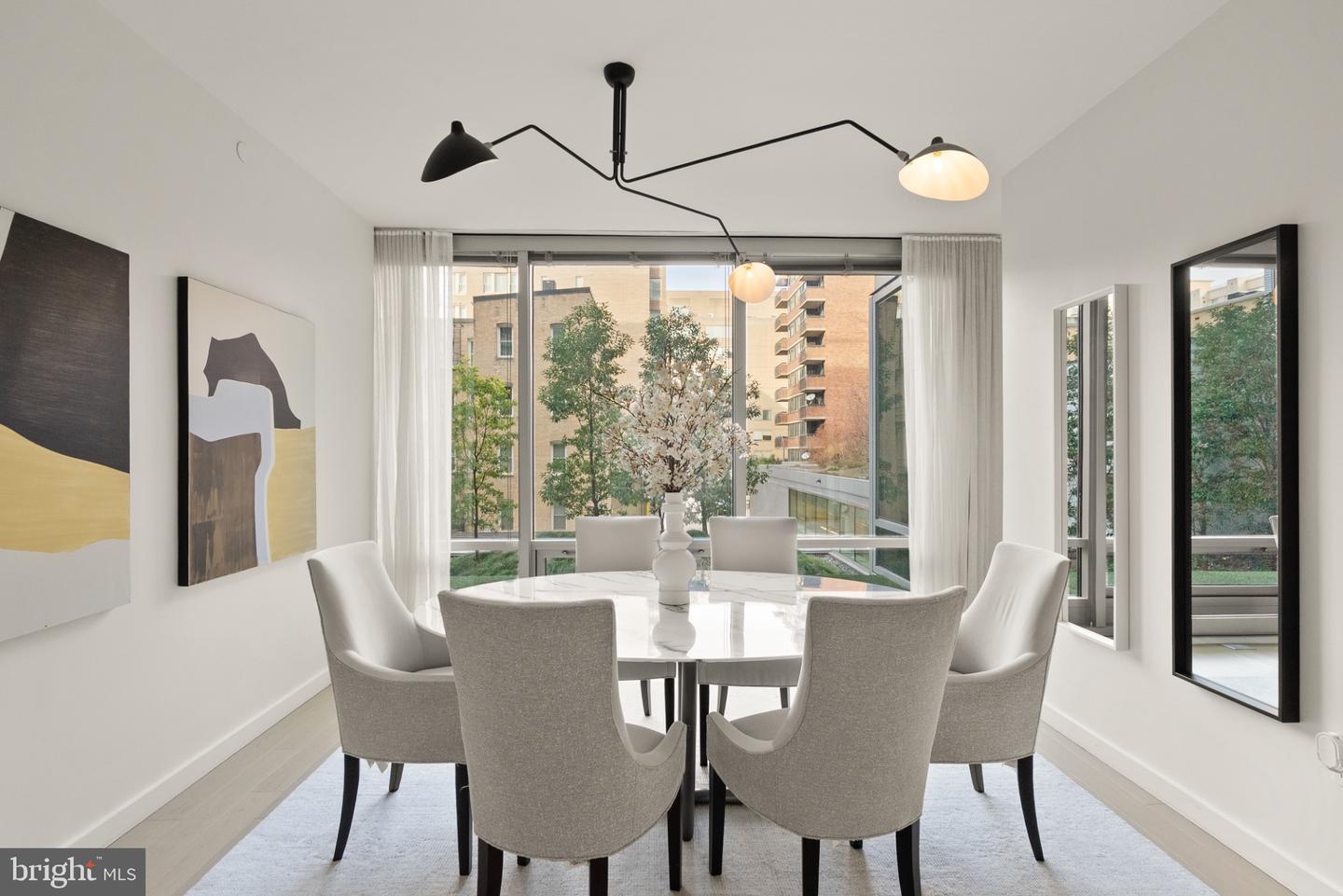 1111 24TH ST NW #27, WASHINGTON, District Of Columbia 20037, 2 Bedrooms Bedrooms, 4 Rooms Rooms,2 BathroomsBathrooms,Residential,For sale,1111 24TH ST NW #27,DCDC2238934 MLS # DCDC2238934