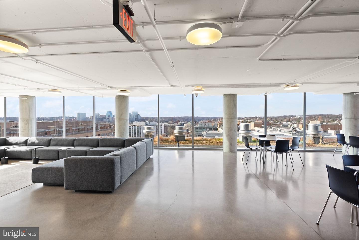 1111 24TH ST NW #27, WASHINGTON, District Of Columbia 20037, 2 Bedrooms Bedrooms, 4 Rooms Rooms,2 BathroomsBathrooms,Residential,For sale,1111 24TH ST NW #27,DCDC2238934 MLS # DCDC2238934