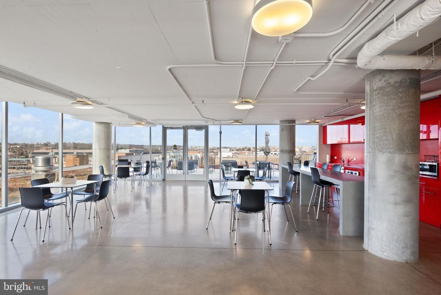 1111 24TH ST NW #27, WASHINGTON, District Of Columbia 20037, 2 Bedrooms Bedrooms, 4 Rooms Rooms,2 BathroomsBathrooms,Residential,For sale,1111 24TH ST NW #27,DCDC2238934 MLS # DCDC2238934