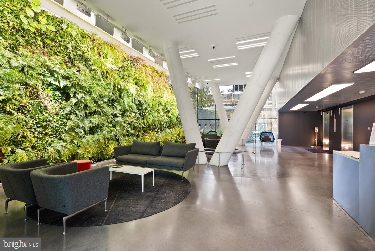 1111 24TH ST NW #27, WASHINGTON, District Of Columbia 20037, 2 Bedrooms Bedrooms, 4 Rooms Rooms,2 BathroomsBathrooms,Residential,For sale,1111 24TH ST NW #27,DCDC2238934 MLS # DCDC2238934