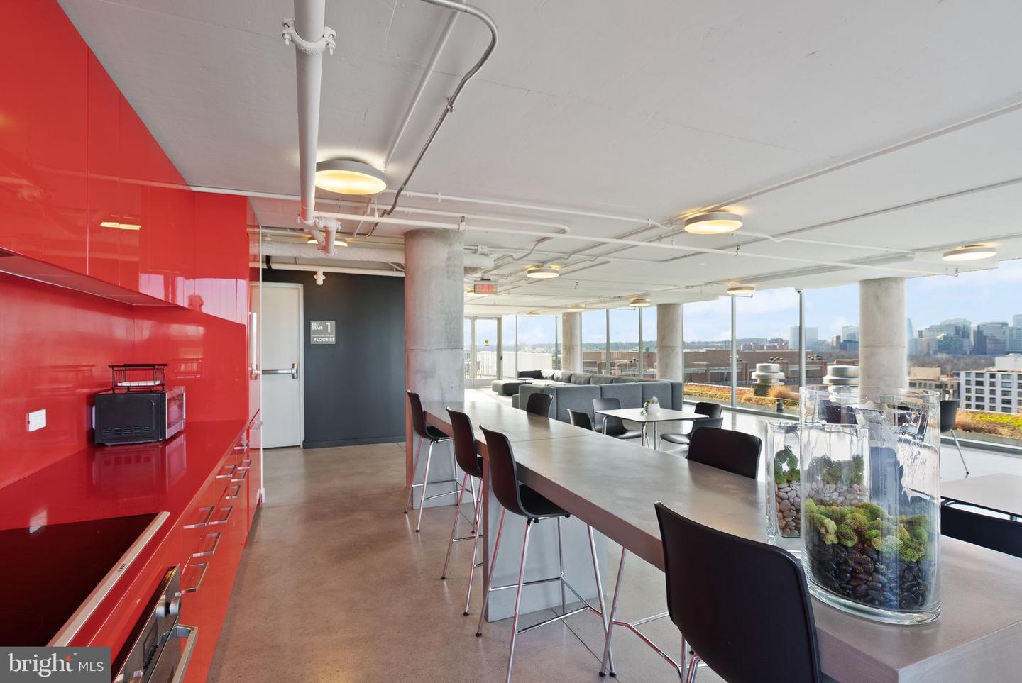 1111 24TH ST NW #27, WASHINGTON, District Of Columbia 20037, 2 Bedrooms Bedrooms, 4 Rooms Rooms,2 BathroomsBathrooms,Residential,For sale,1111 24TH ST NW #27,DCDC2238934 MLS # DCDC2238934