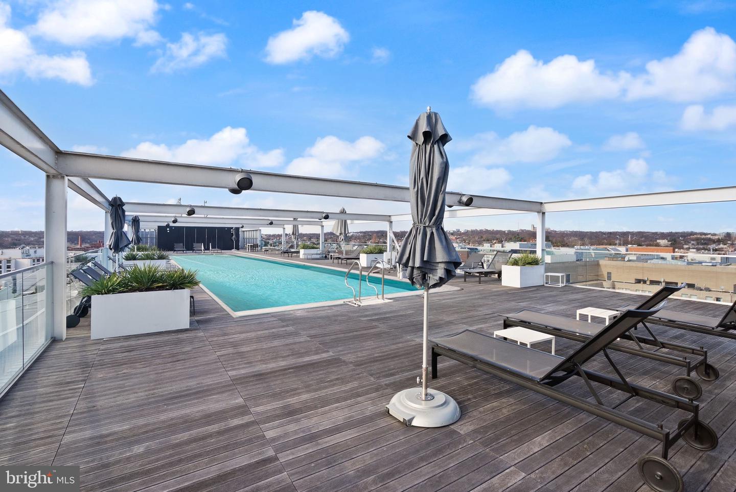 1111 24TH ST NW #27, WASHINGTON, District Of Columbia 20037, 2 Bedrooms Bedrooms, 4 Rooms Rooms,2 BathroomsBathrooms,Residential,For sale,1111 24TH ST NW #27,DCDC2238934 MLS # DCDC2238934