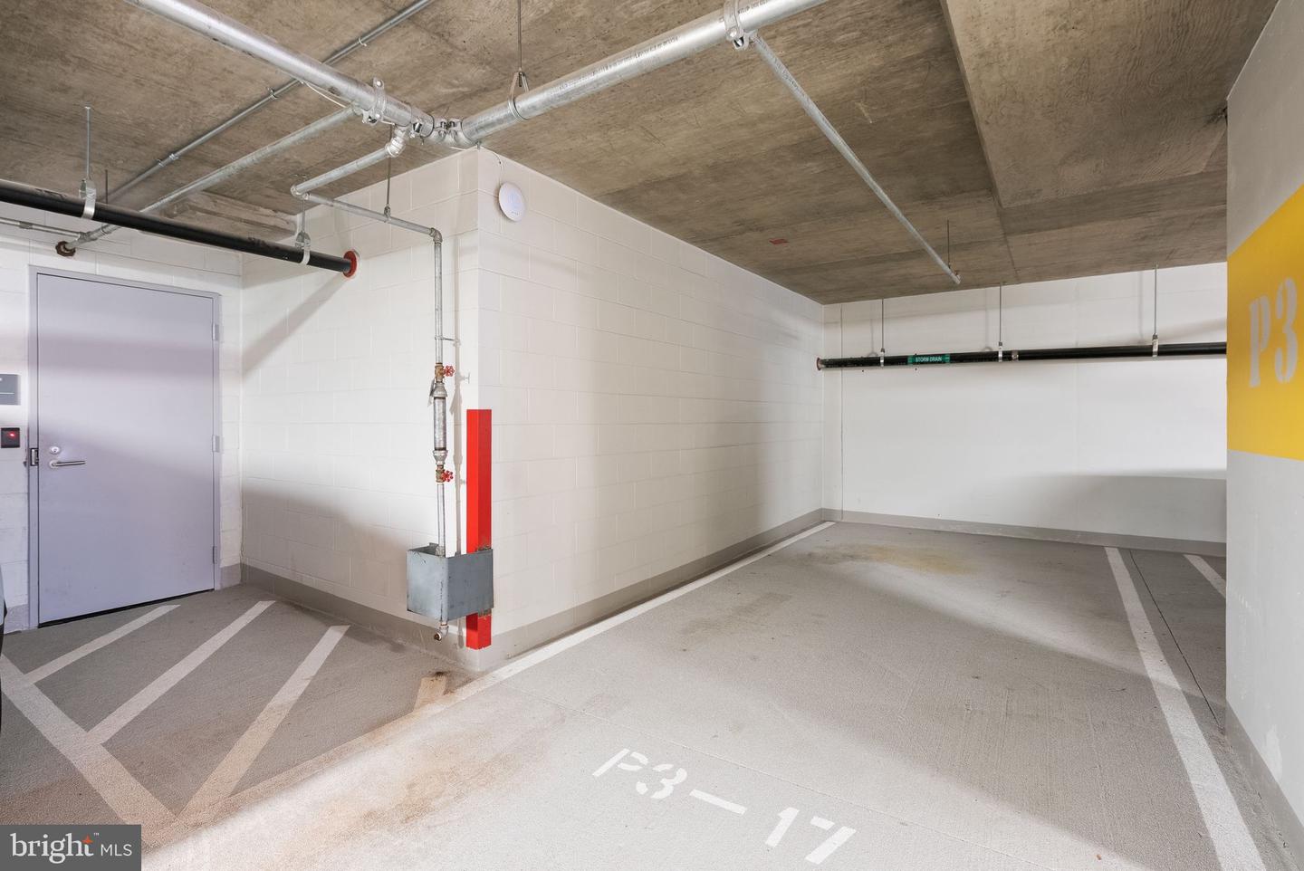 1111 24TH ST NW #27, WASHINGTON, District Of Columbia 20037, 2 Bedrooms Bedrooms, 4 Rooms Rooms,2 BathroomsBathrooms,Residential,For sale,1111 24TH ST NW #27,DCDC2238934 MLS # DCDC2238934