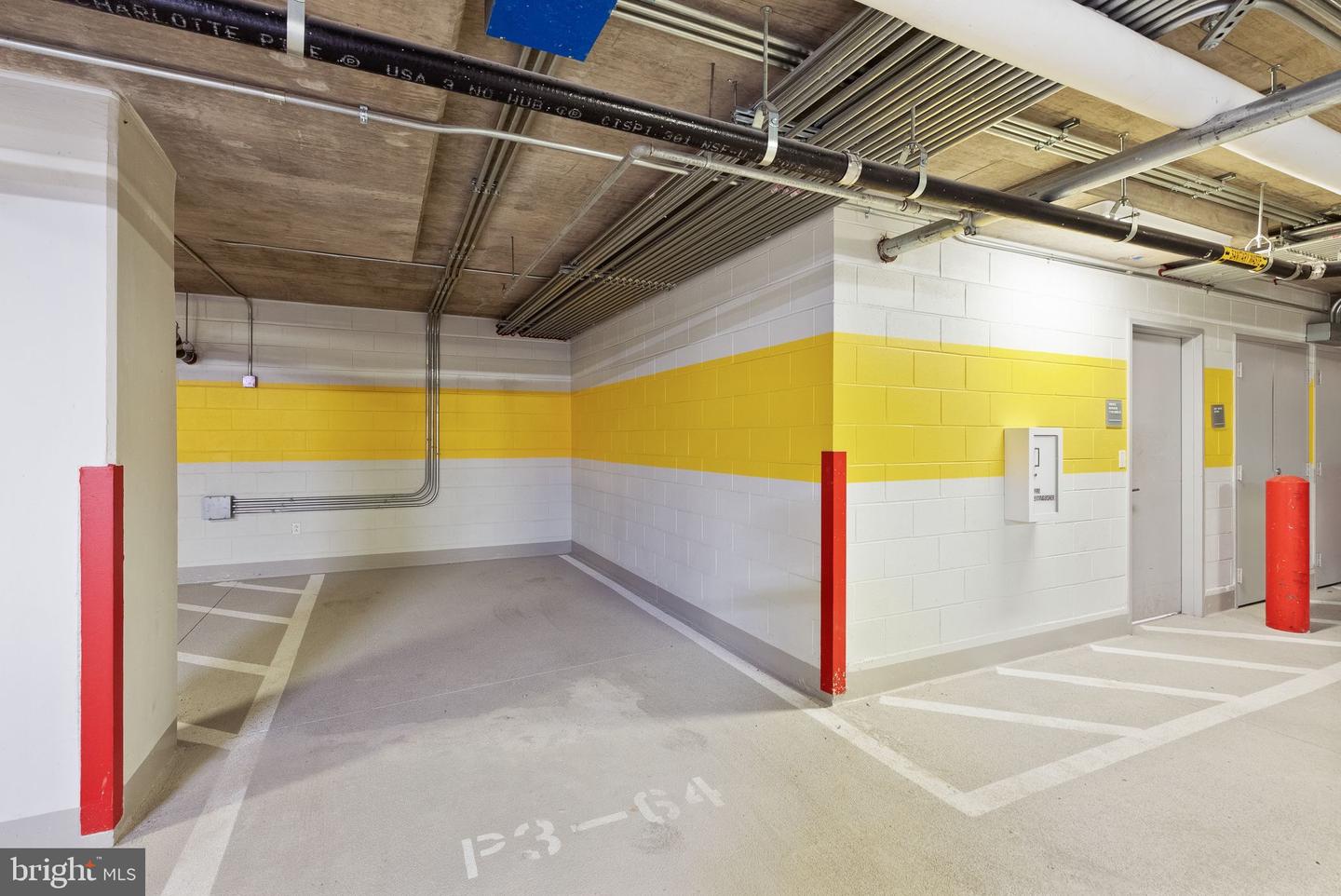 1111 24TH ST NW #27, WASHINGTON, District Of Columbia 20037, 2 Bedrooms Bedrooms, 4 Rooms Rooms,2 BathroomsBathrooms,Residential,For sale,1111 24TH ST NW #27,DCDC2238934 MLS # DCDC2238934