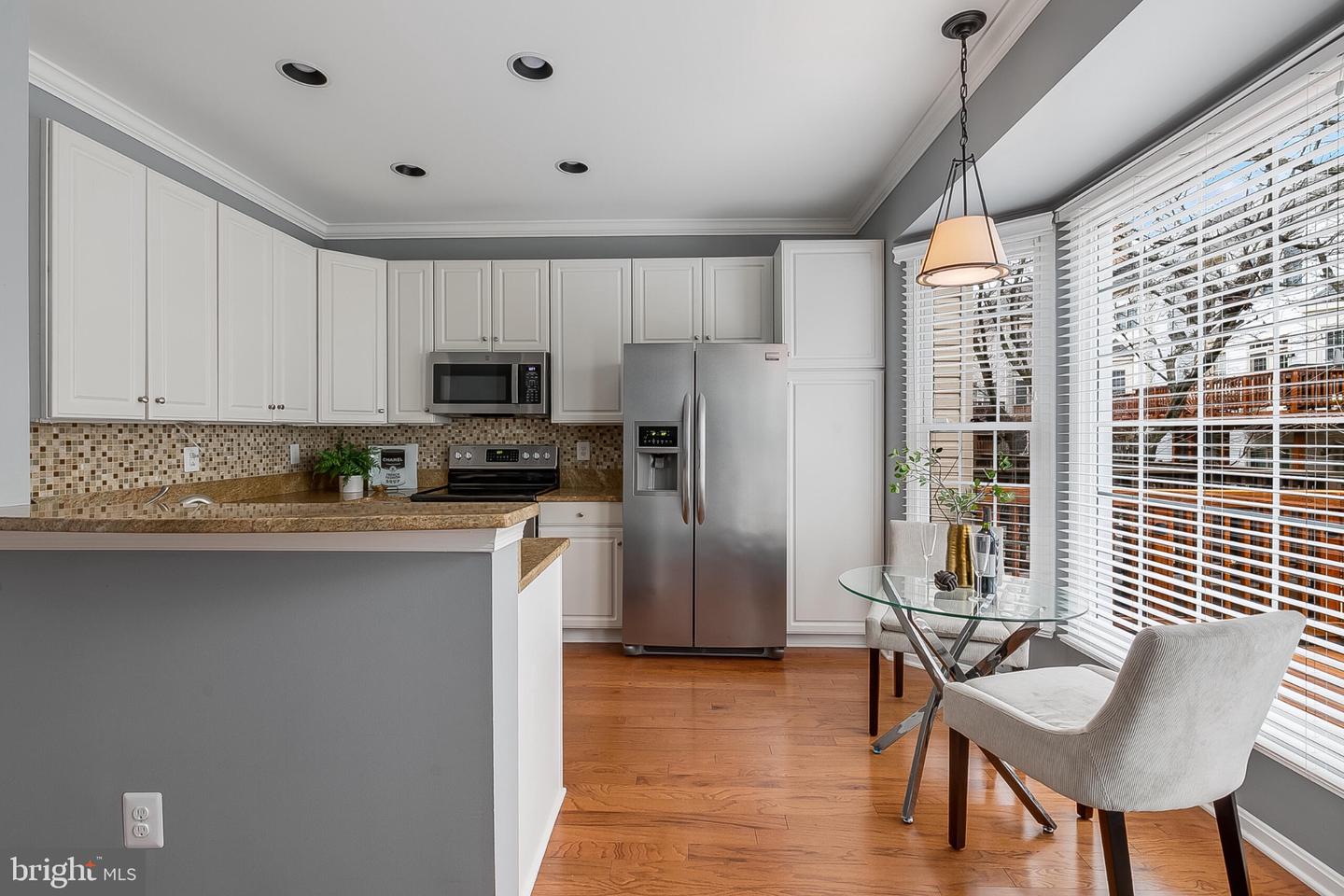 6602 THURLTON DR, ALEXANDRIA, Virginia 22315, 3 Bedrooms Bedrooms, 15 Rooms Rooms,3 BathroomsBathrooms,Residential,For sale,6602 THURLTON DR,VAFX2283810 MLS # VAFX2283810