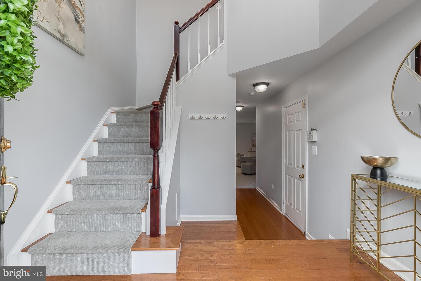 6602 THURLTON DR, ALEXANDRIA, Virginia 22315, 3 Bedrooms Bedrooms, 15 Rooms Rooms,3 BathroomsBathrooms,Residential,For sale,6602 THURLTON DR,VAFX2283810 MLS # VAFX2283810