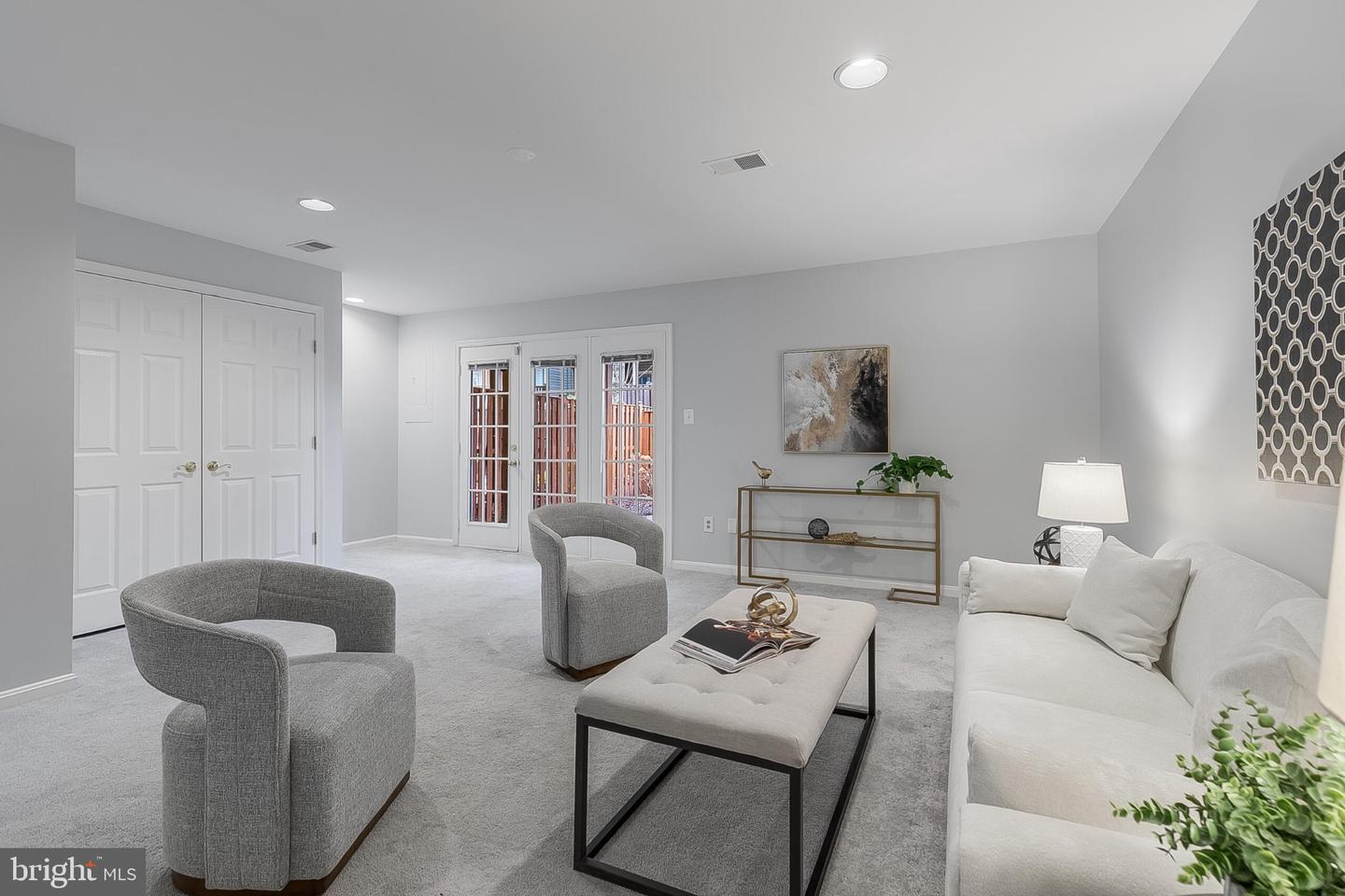 6602 THURLTON DR, ALEXANDRIA, Virginia 22315, 3 Bedrooms Bedrooms, 15 Rooms Rooms,3 BathroomsBathrooms,Residential,For sale,6602 THURLTON DR,VAFX2283810 MLS # VAFX2283810