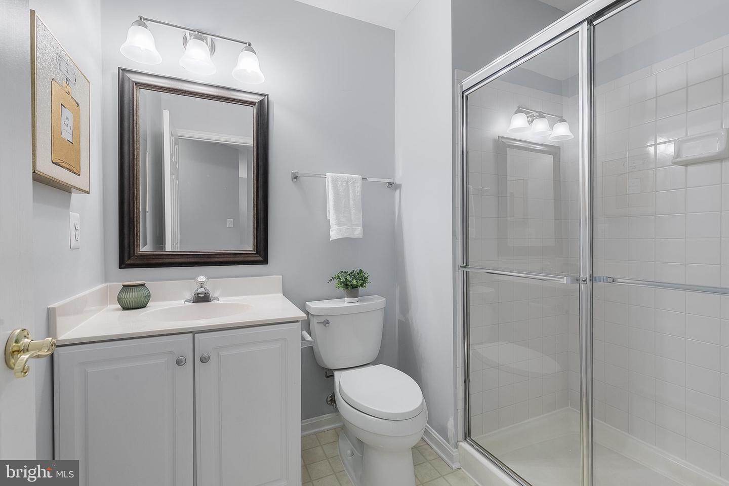 6602 THURLTON DR, ALEXANDRIA, Virginia 22315, 3 Bedrooms Bedrooms, 15 Rooms Rooms,3 BathroomsBathrooms,Residential,For sale,6602 THURLTON DR,VAFX2283810 MLS # VAFX2283810