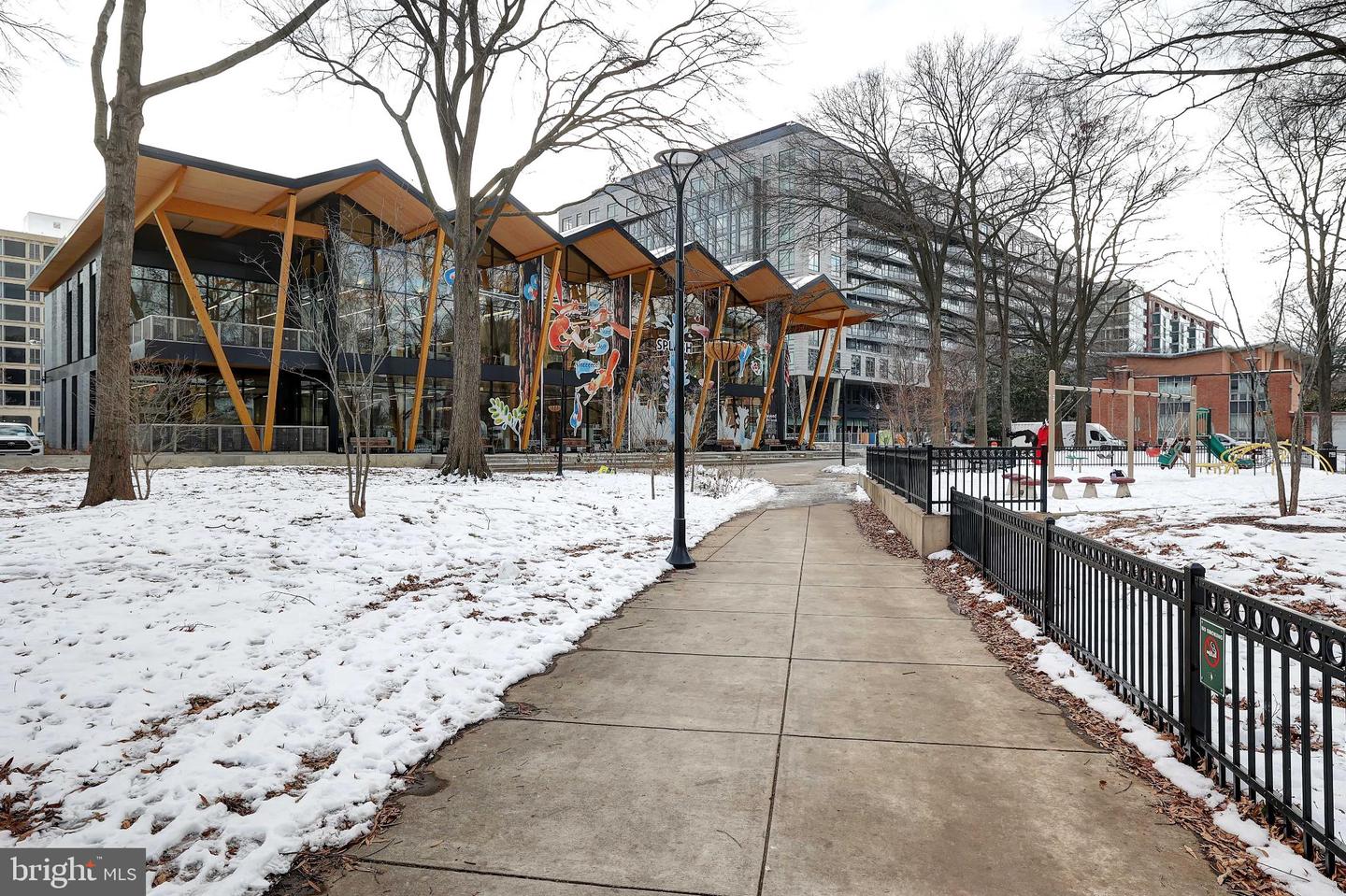 205 G ST SW #145, WASHINGTON, District Of Columbia 20024, 3 Bedrooms Bedrooms, 8 Rooms Rooms,2 BathroomsBathrooms,Residential,For sale,205 G ST SW #145,DCDC2239442 MLS # DCDC2239442